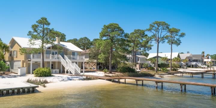 Waterfront houses on Ono Island