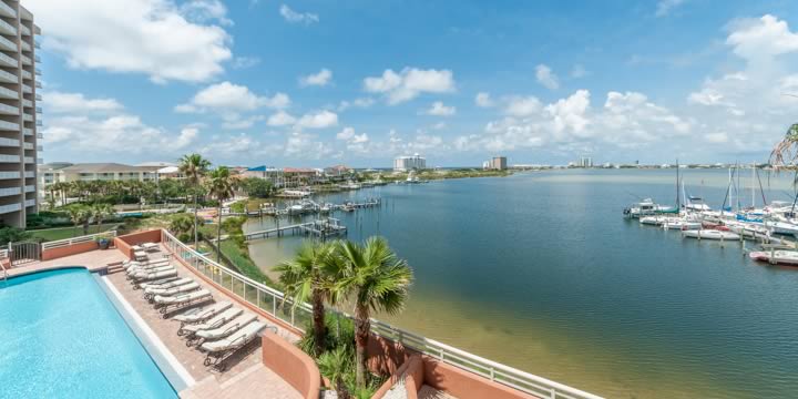 Condominiums in Pensacola Beach Florida