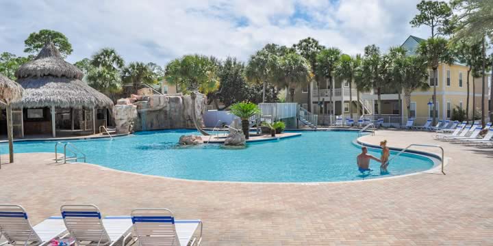 Perdido Key condominium pool and deck