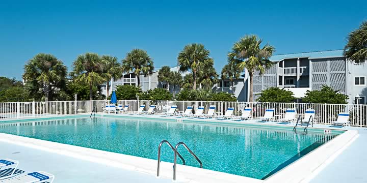 Pool at Sundown Condominiums