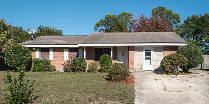 Home for sale at 3240 Rothschild